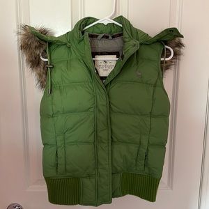 Green Puffer Abercrombie & Fitch Vest